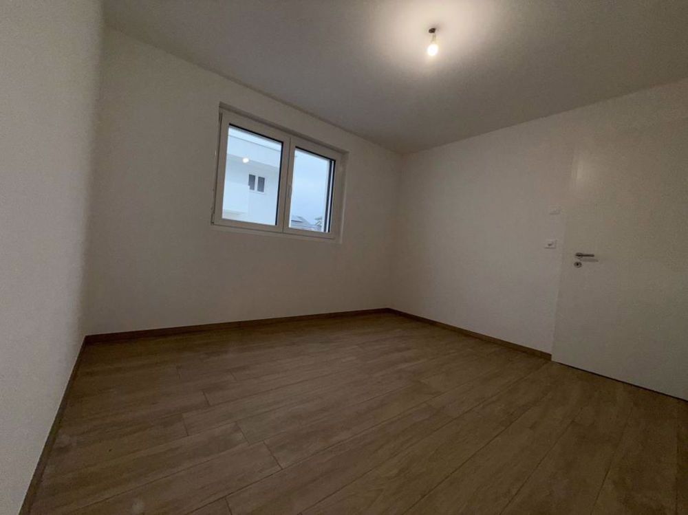 4 PRÄCHTIGE NEUE VILLAS IN BOUVERET, TERRASSE UND GARTEN, 1. MIETE GRATIS - Bild 12
