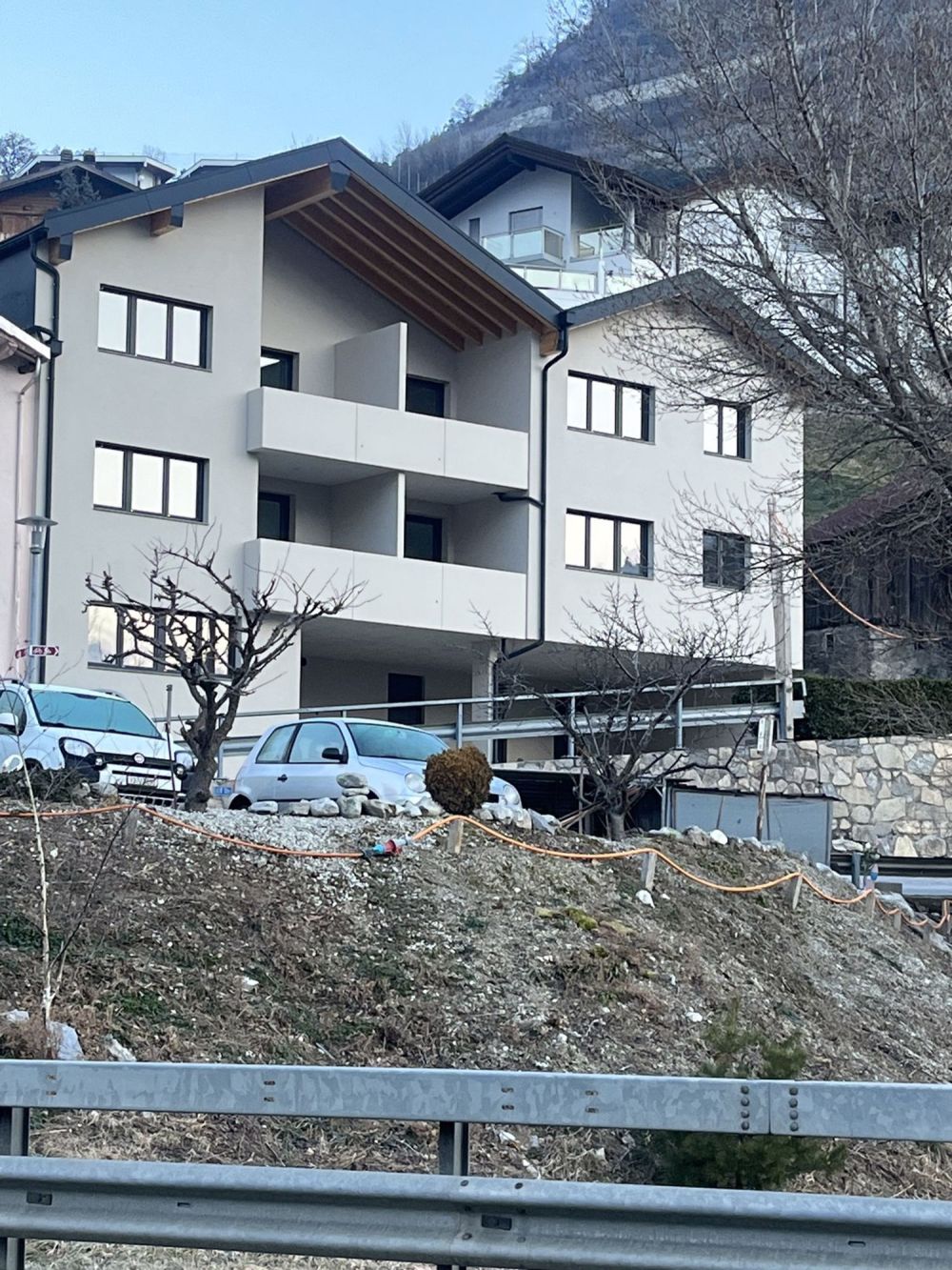 3 ½ Zimmer-Wohnung in Susten mieten - Bild 2
