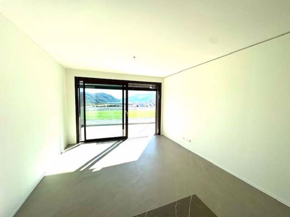 Prestigöses und neues 2.5-Zimmer-Wohnung zur Miete mit bezauberndem Seeblick in Bioggi - Bild 4