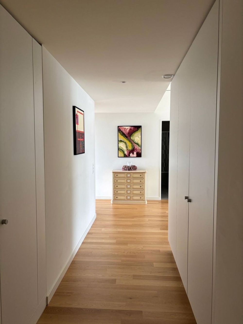 WG-Zimmer für Wochenaufenthalter/in - Eingang