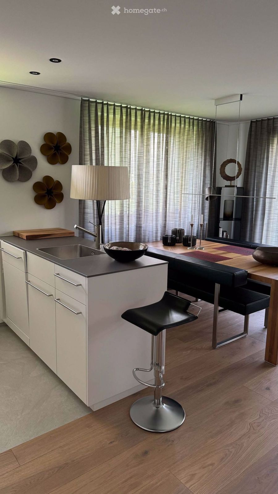 Top 2.5-Zimmer-Wohnung in der steuergünstigen Seegemeinde Stansstad - Bild 1