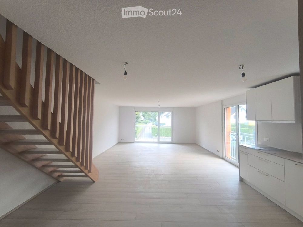 Erstvermietung: Duplex Wohnung mit Kaminofen in DEFH - Bild 7