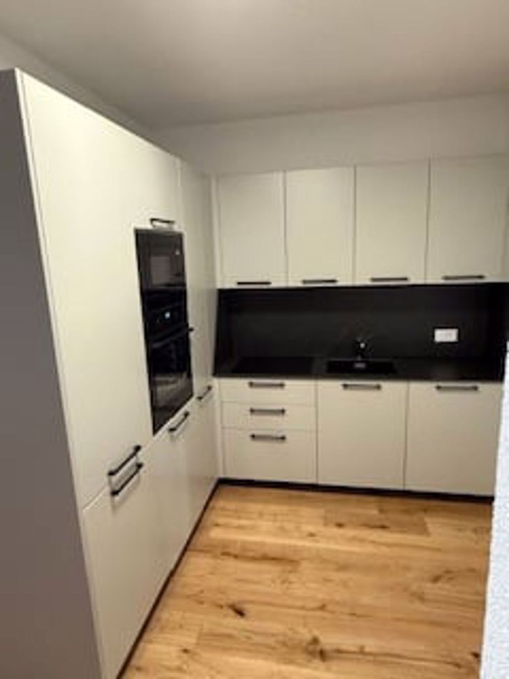 Grosse 2 1/2 Zimmerwohnungen 1St. links zu vermieten in Oberburg - Bild 4