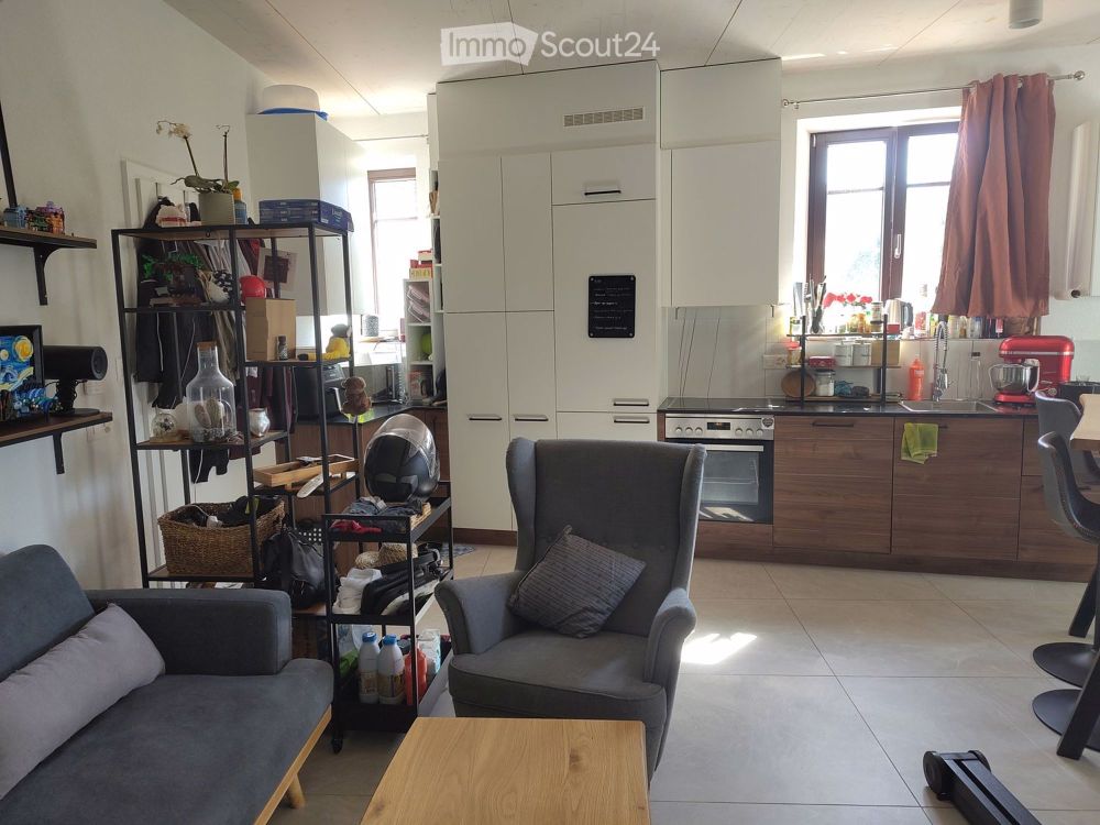 Wohnung mit 3,5 Zimmern und Balkon im Zentrum von Châtel-St-Denis - Bild 1