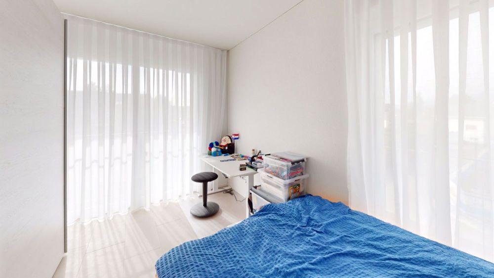 Sehr grosszügiges Haus mit 7.5 Zimmer und über 200m2 Nettowohnfläche - Zimmer 2. OG