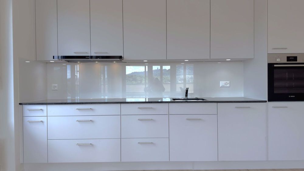 TOP Sanierte Moderne 4.5 Zimmer-Wohnung mit Fantastische Panoramaaussicht auf ganz Bern - Bild 2