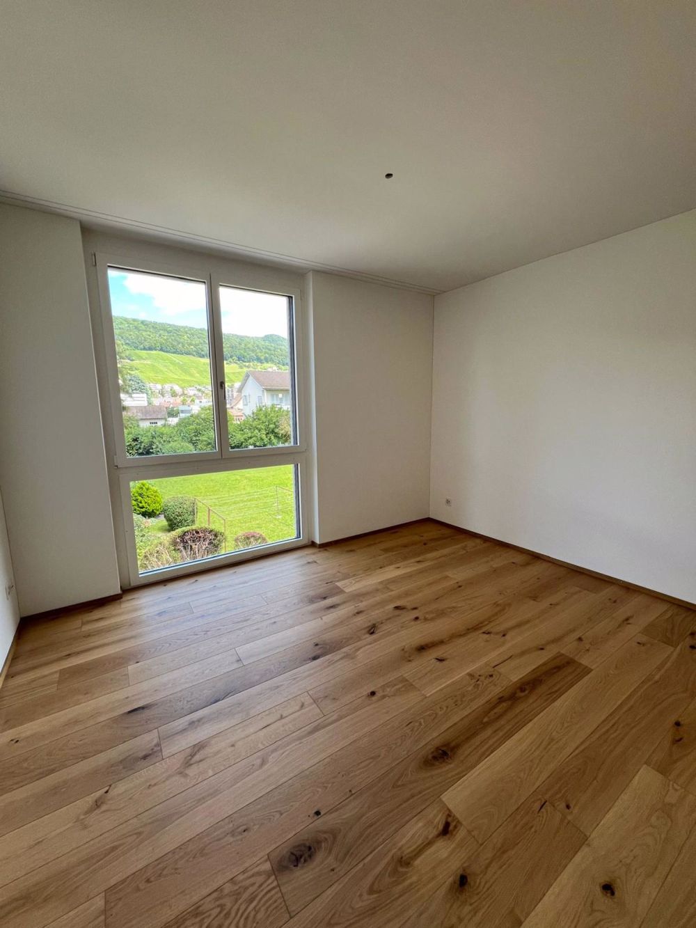 Moderne Wohnung mit grossen Balkonen an zentraler Lage - Bild 6