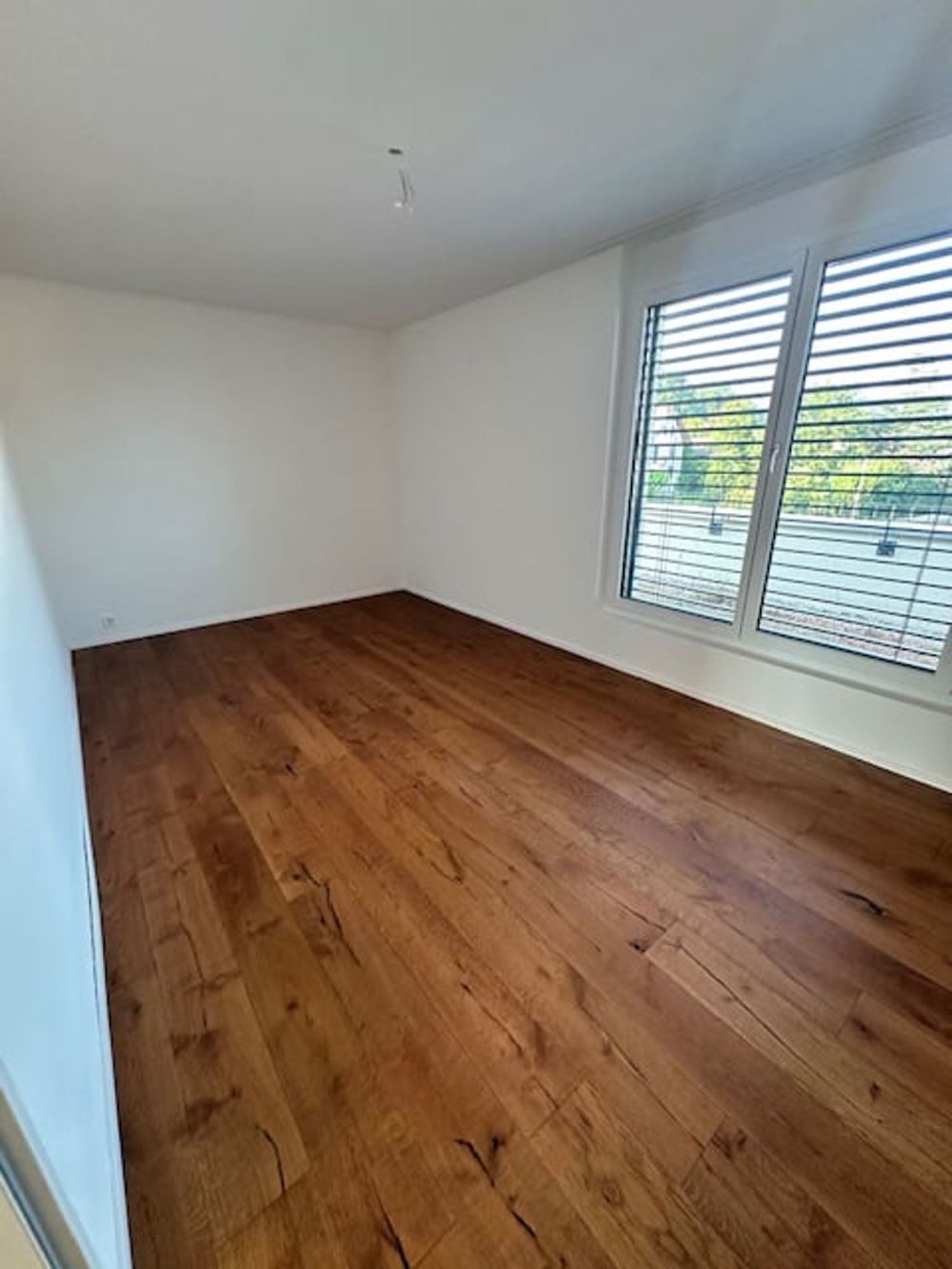 !!Erstbezug!! Moderne 3.5-Zimmer-Attikawohnung in Lengnau - Bild 6