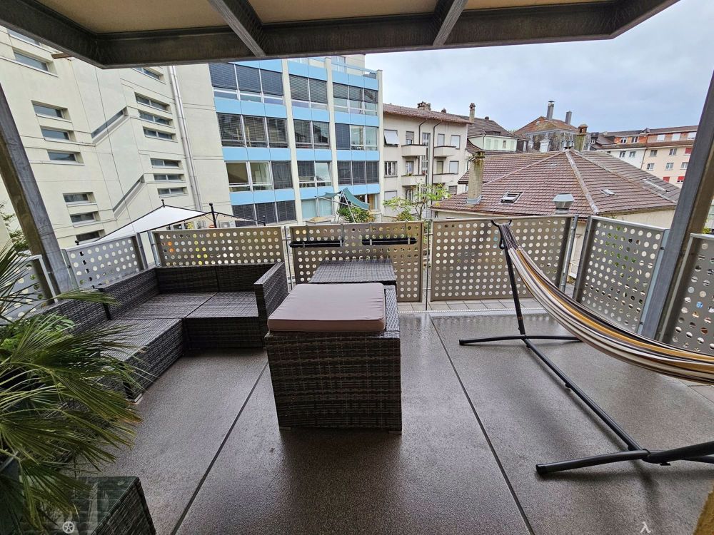 Moderne 2.5 Zimmer WHG im Herzen von Biel - Bild 2