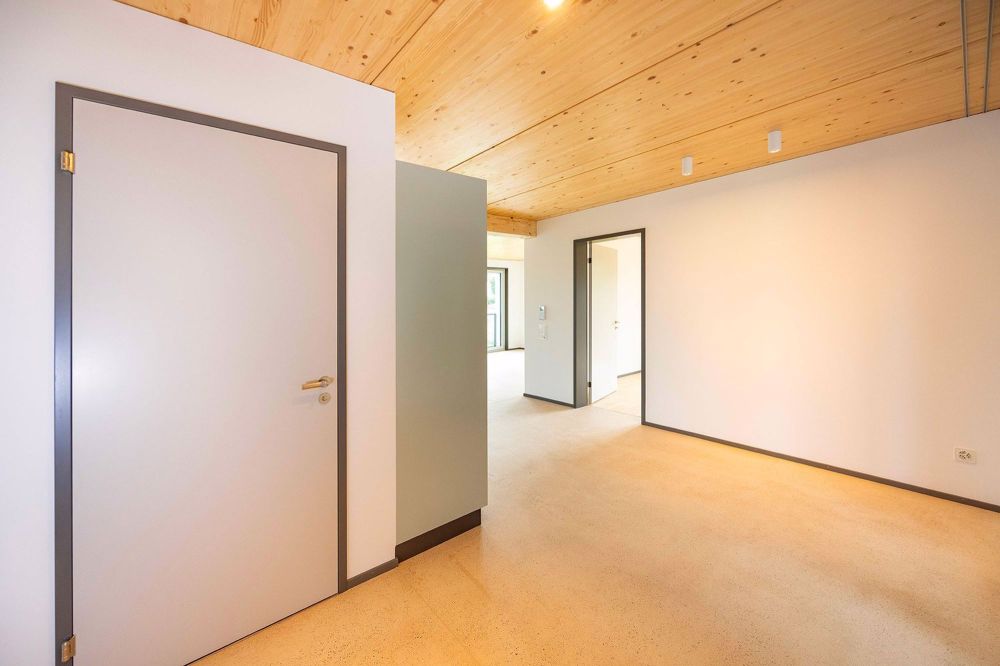 Erstbezug - Wohnen im Alter ab 55 Jahren - Wunderschöne Wohnung im EG - moderne offene Küche