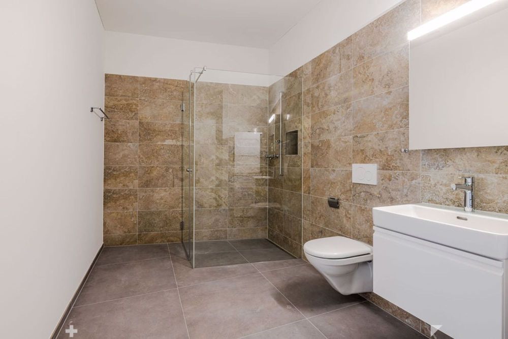 Einzigartige 2.5-Zimmerwohnung in exklusivem Neubau - Bild 5