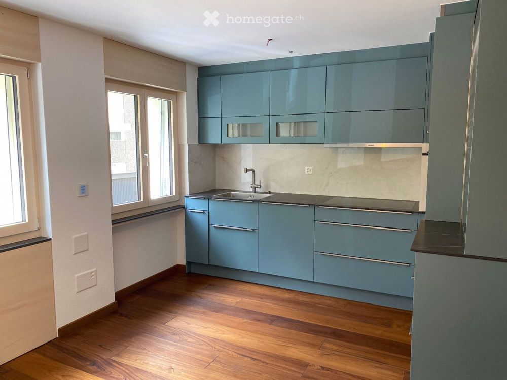 4.5-Zimmer-Wohnung mit Balkon, neu renoviert in Naters - Bild 1