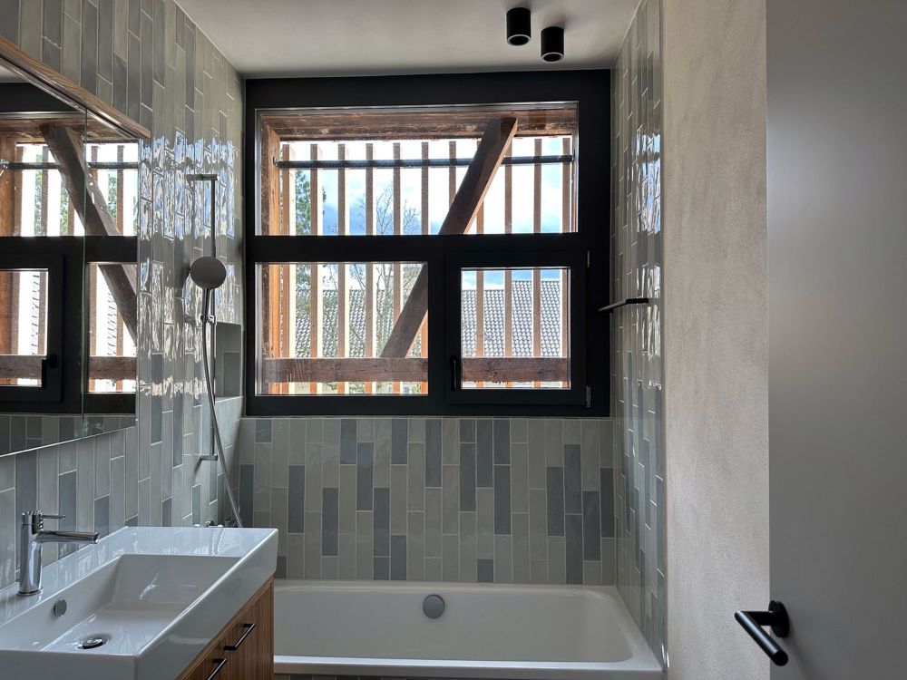 4.5-Zimmer-Maisonette-Wohnung in alter Weinbauernscheune in Küsnacht - Bild 7