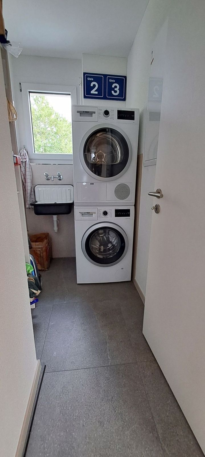 2 1/2- Zimmer Attikawohnung möbliert befristet - Bild 9
