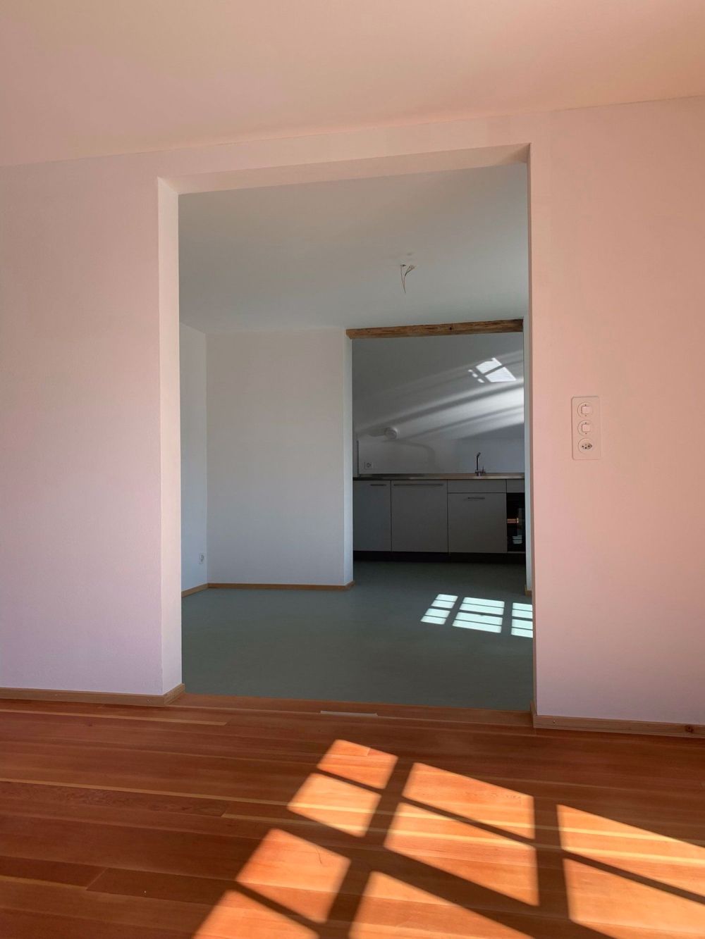 ERSTVERMIETUNG 4.5-Zimmer-Maisonette-Wohnung - Bild 7