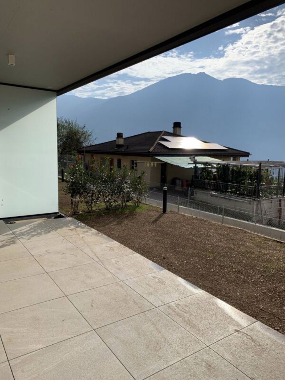 Appartamento di 1.5 locali con giardino a Comano - Bild 7