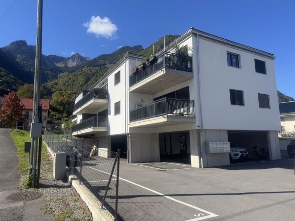Wunderschöne 3.5 Zimmerwohnung im 1. OG - sofort verfügbar - Bild 2