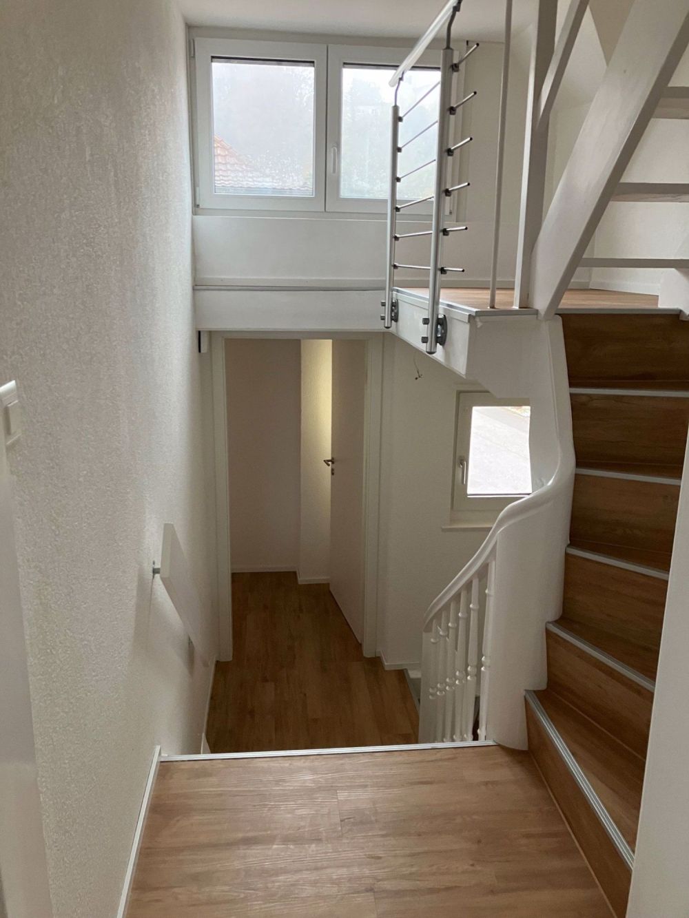 Erstbezug! Vollrenovierte Luxus Wohnung mit Garage - Bild 10