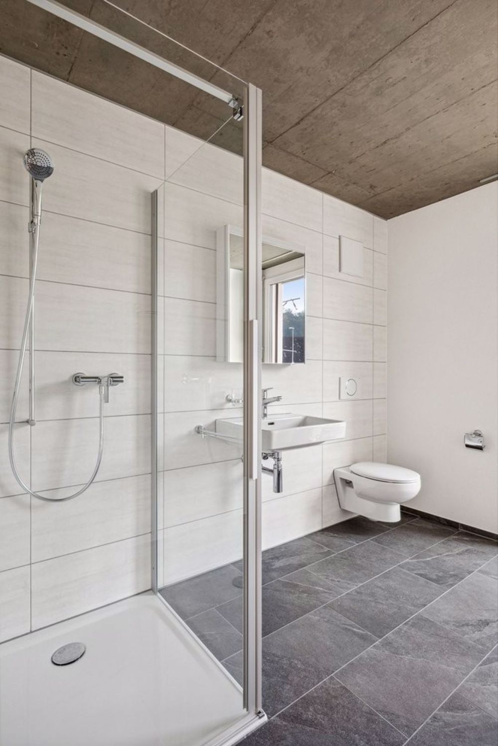 GROSSZÜGIGER NEUBAU - BALD IHR NEUES ZUHAUSE - Bild 5