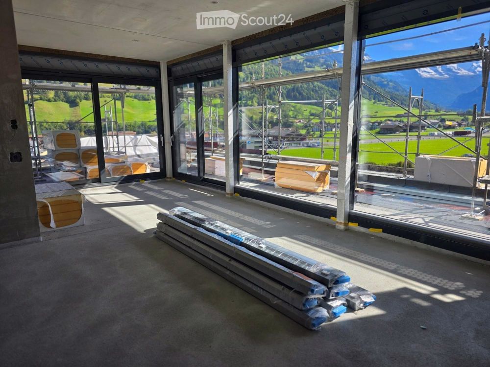 Moderne 4.5-Zimmer-Dachwohnung mit Bergblick in Frutigen - Bild 1
