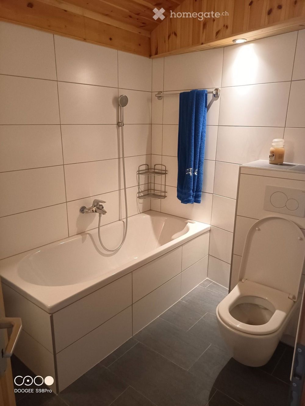 Charmante maison de 110m2 sur deux étages à louer à Niouc avec vue panoramique - Bild 3