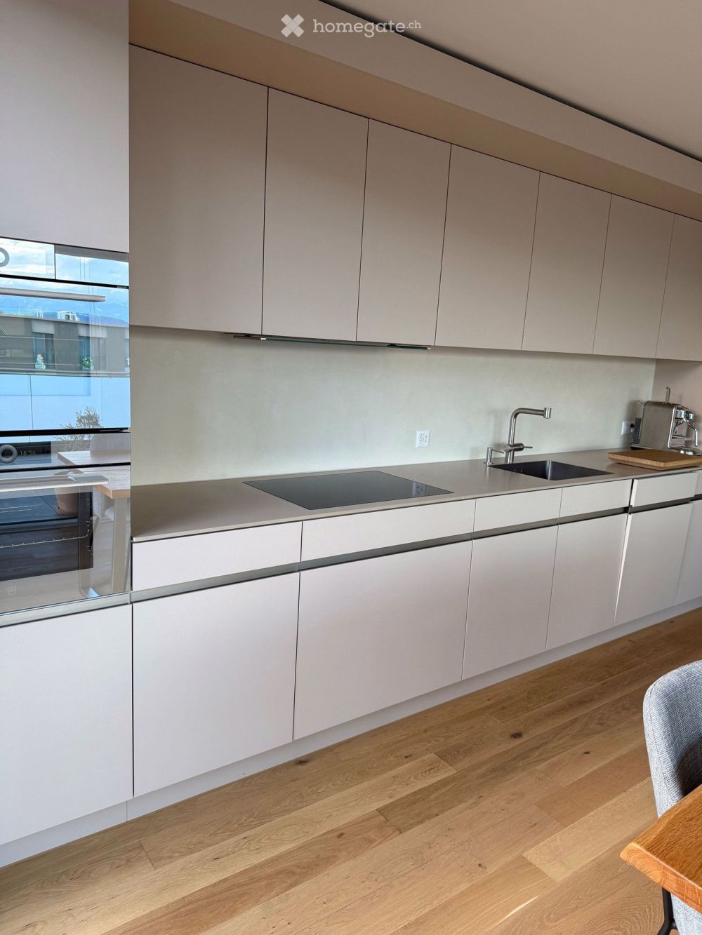 Moderne 3.5 Zimmer Attikawohnung mit Aussicht und Stiel - Bild 5