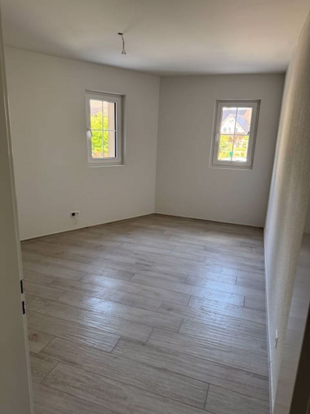 Moderne 4.5-Zimmer-Neubau-Wohnung in ruhiger Lage in Hallau - Bild 12