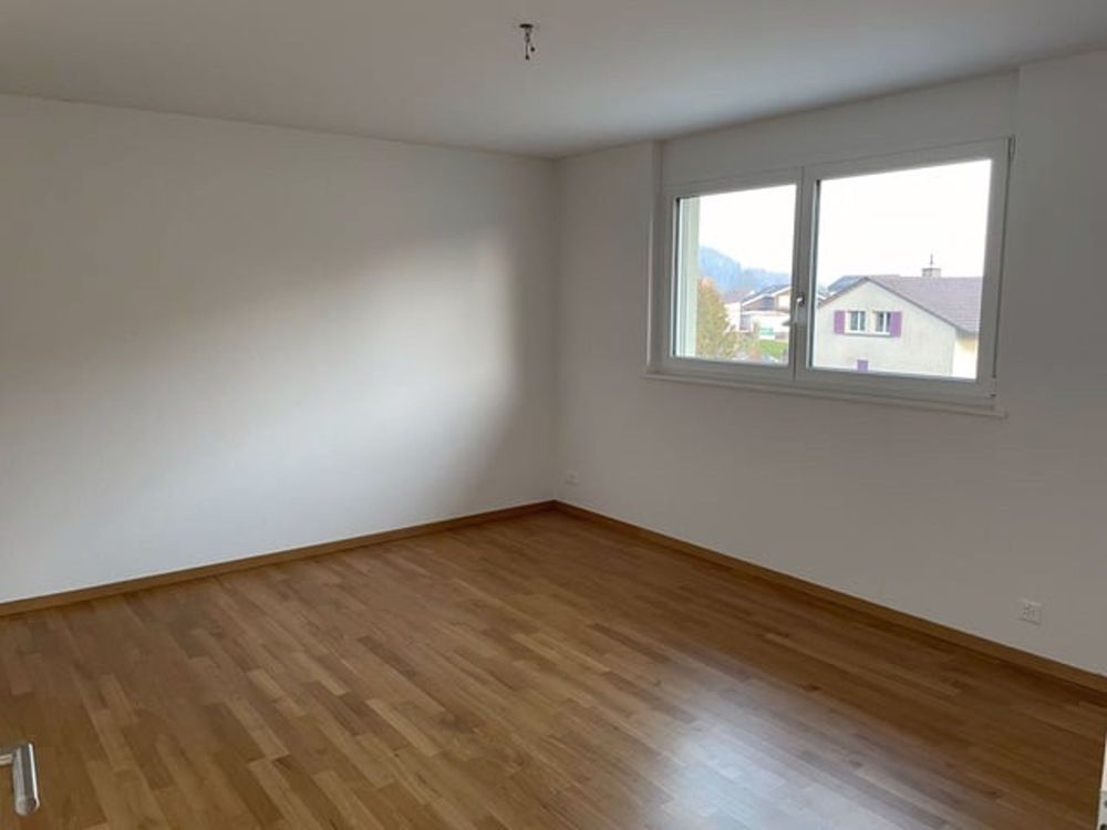 Wunderschöne 4,5 Zimmerwohnung mit Aussicht auf die Alpen - Bild 4