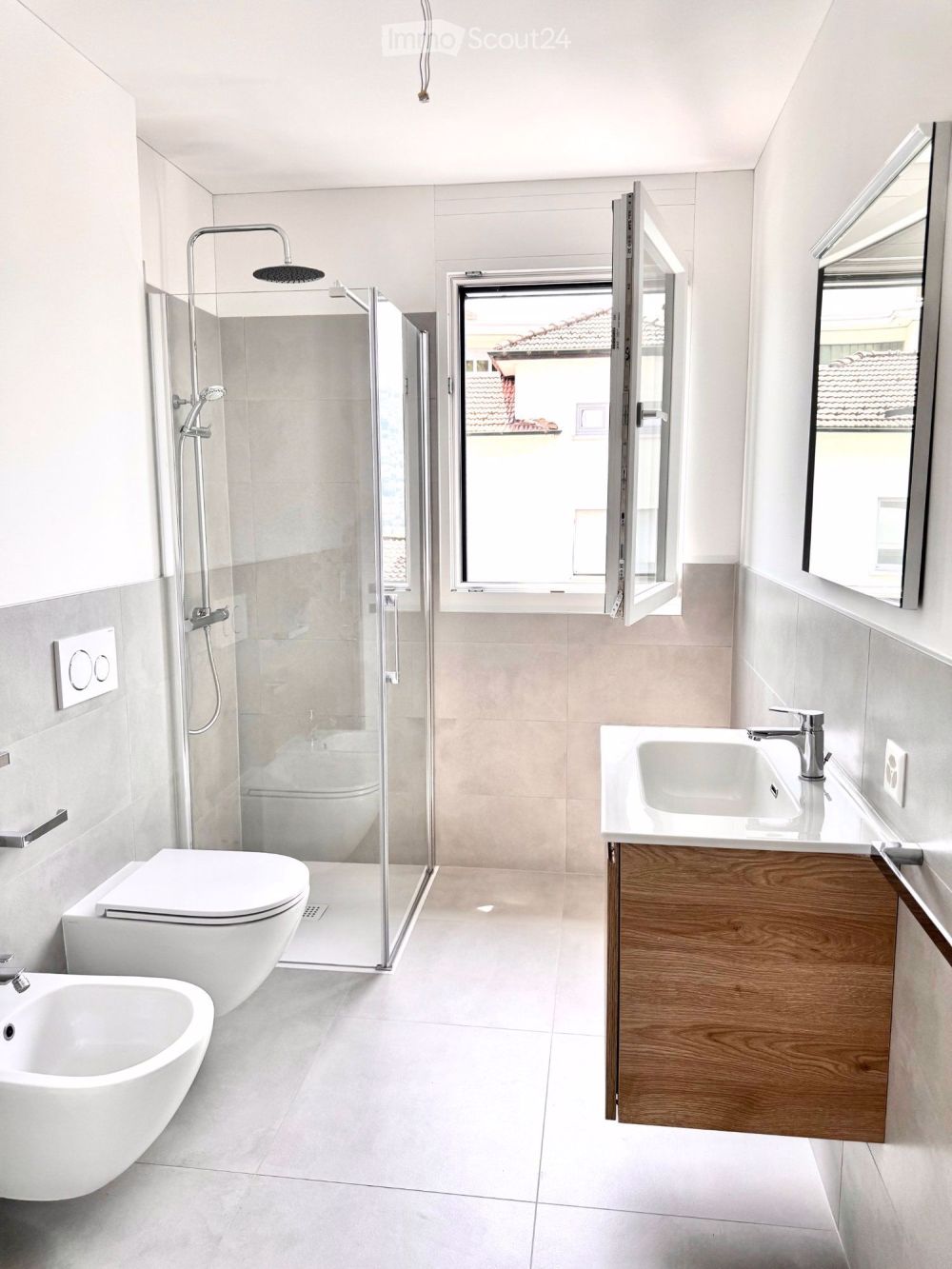 Neue 2.5-Zimmer-Wohnung zur Erstvermietung im Zentrum - Bild 1