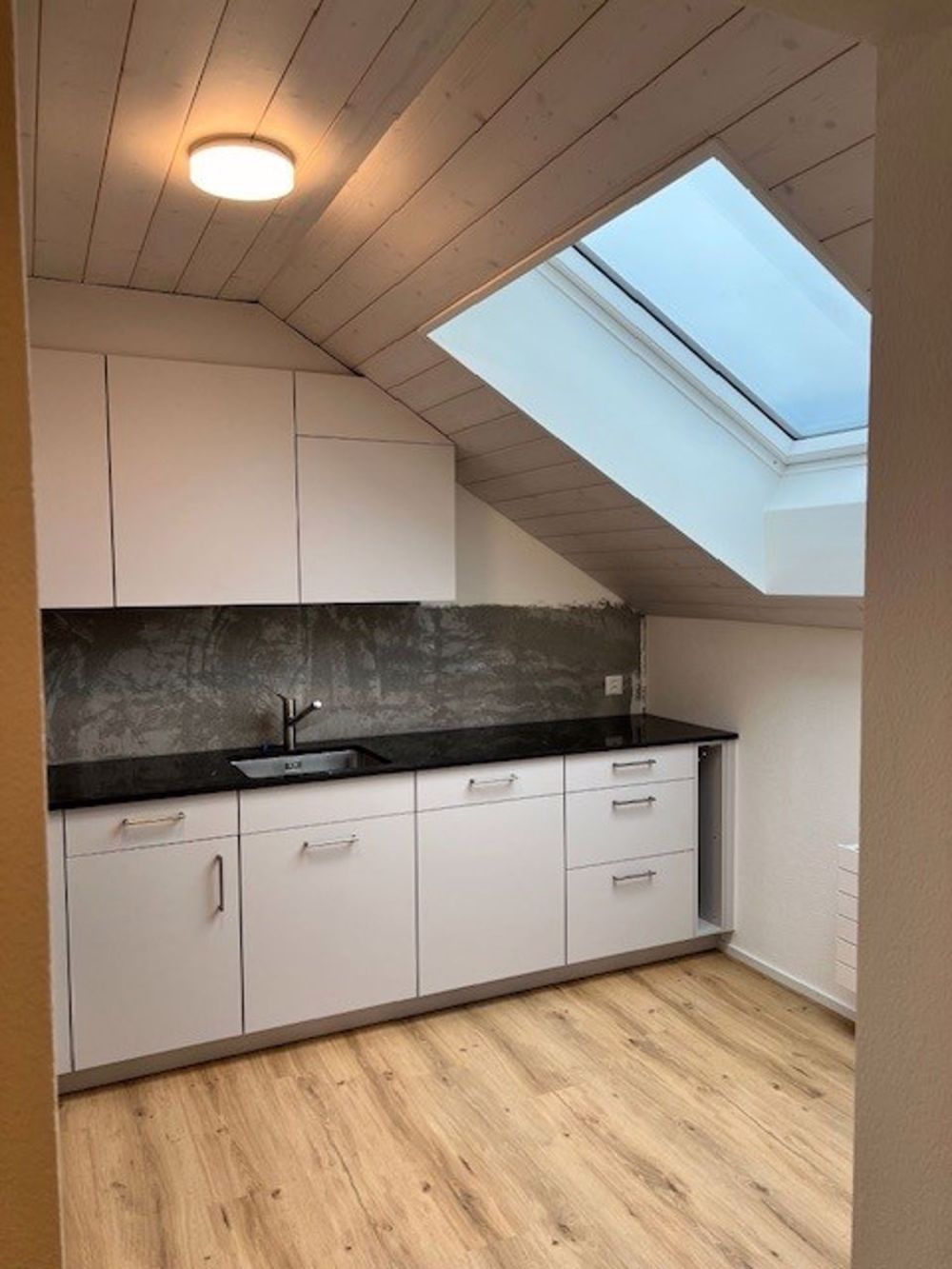 Neu erstellte 3.5-Zimmer-Wohnungen – Stilvoll Wohnen in neuem Glanz! - Bild 3