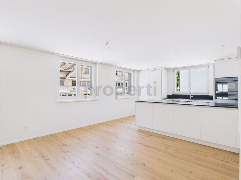 Einladende 3.5 Zimmer Wohnung in Brunnadern, Kanton SG - Image 2