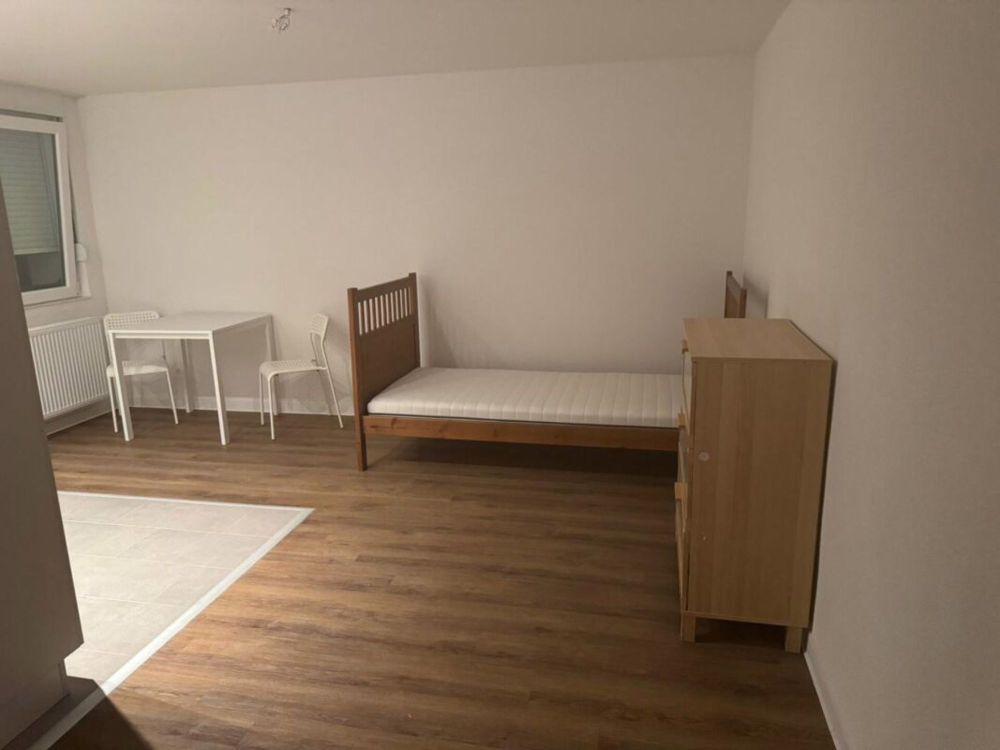 Moderne 1-Zimmer-Wohnung - komplett renoviert und jetzt möbliert - Bild 5
