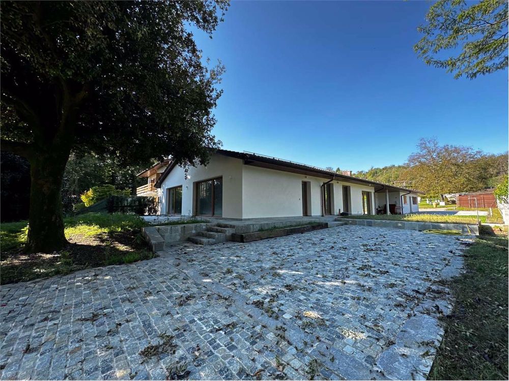 Villa auf einer Ebene in einer ruhigen Gegend - Bild 5