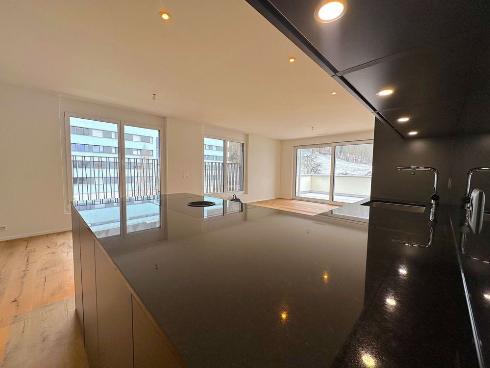 EXKLUSIVE WOHNUNG IN BADEN - NUR 30 MINUTEN BIS HB-ZÜRICH - Bild 2