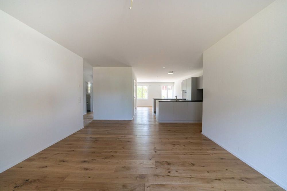 Erstvermietung: Neubau MFH mit 6 stilvollen Mietwohnungen am Bach - Weitere Wohnungen: \n\n3.5-Zimmer EG/1.OG