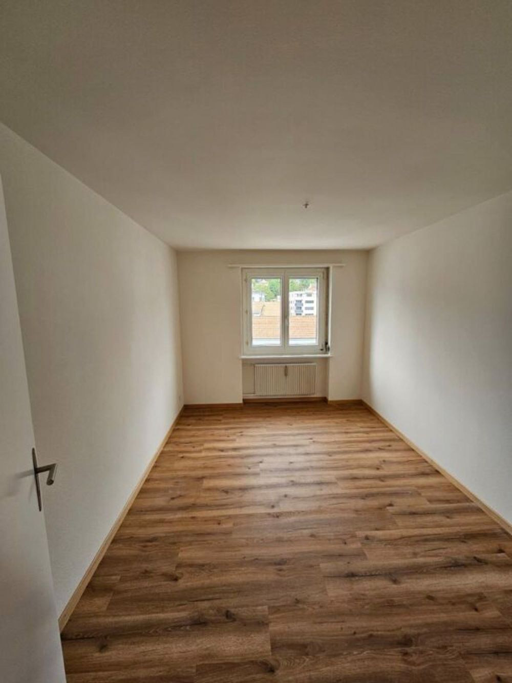 Neu renovierte 5.5 Zimmerwohnung - Bild 4