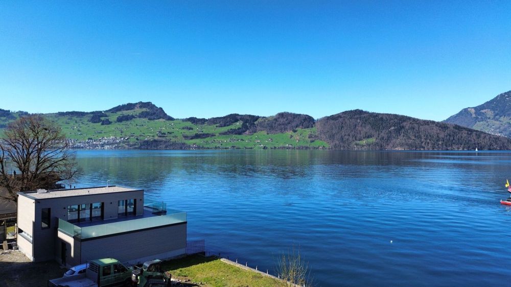 Exklusive 3½-Zimmer-Wohnung direkt am Vierwaldstättersee - Bild 3