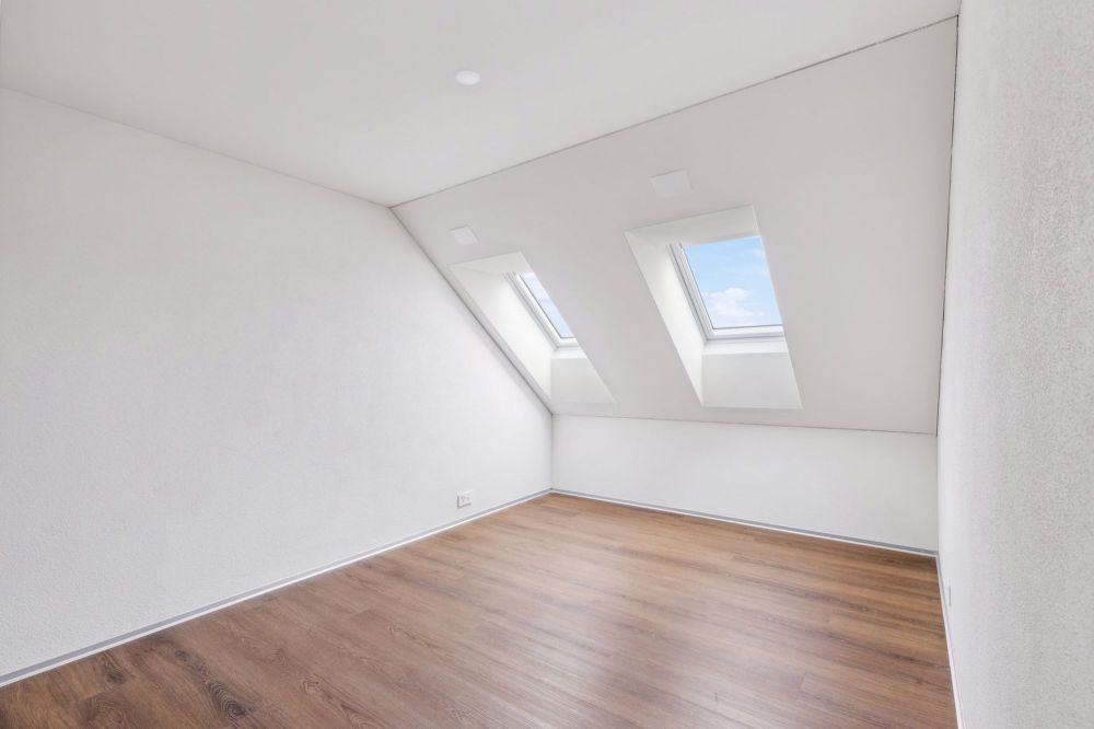 Moderne 4.5-Zimmer-Dachwohnung in ruhiger Lage von Thundorf - Bild 4