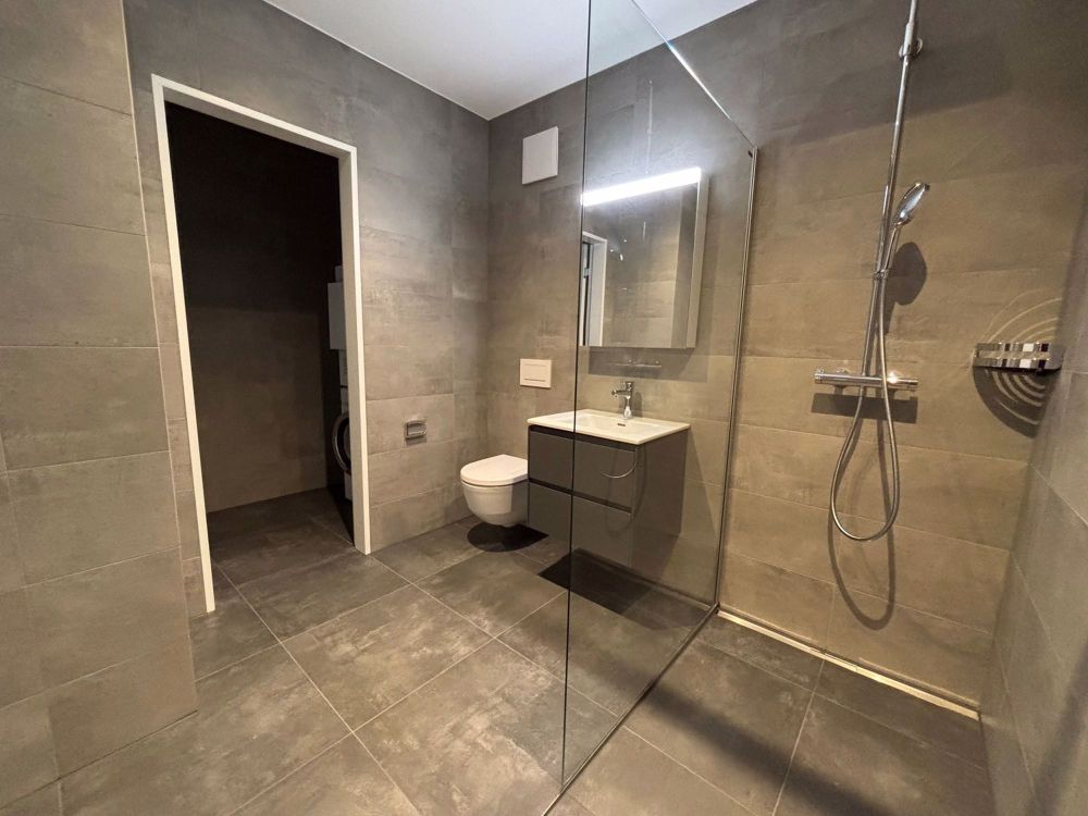 NEUBAU - 4.5-Zimmer-Wohnung mit Aareblick in Brügg - Bild 8