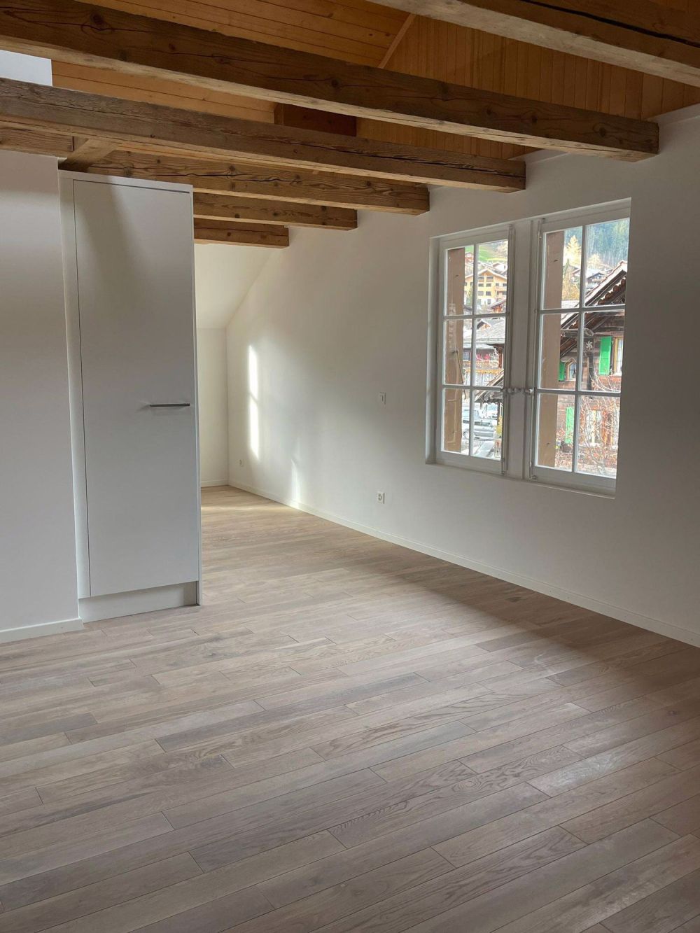 Charmante 3-Zimmer-Wohnung im Herzen von Zweisimmen - Bild 4