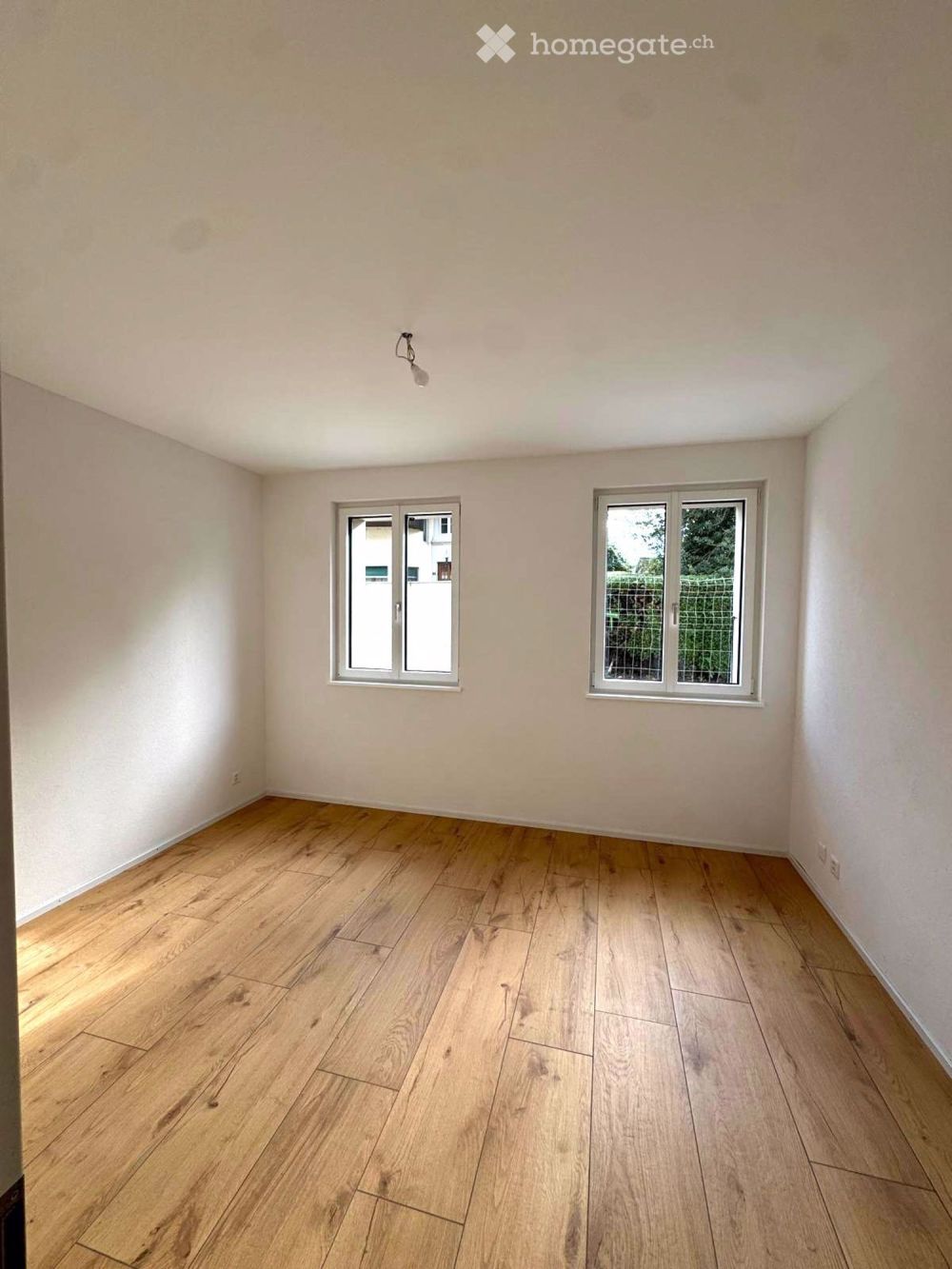 Neue, helle 5.5-Zimmer-Wohnung mit 200 m² Garten – Bottens - Bild 11