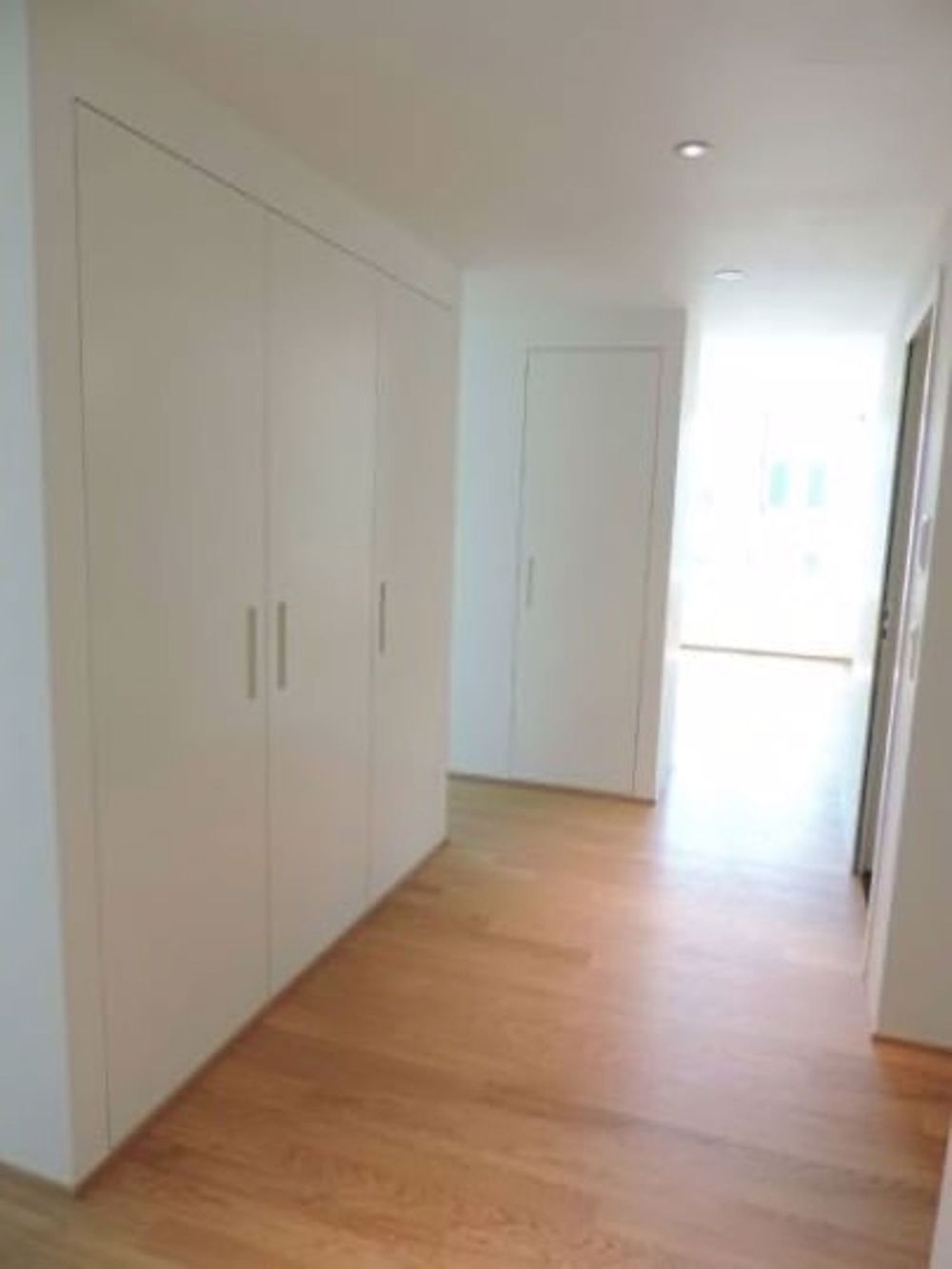 Moderne 4.5-Zimmer-Wohnung in Aarau mit Balkon - Bild 4