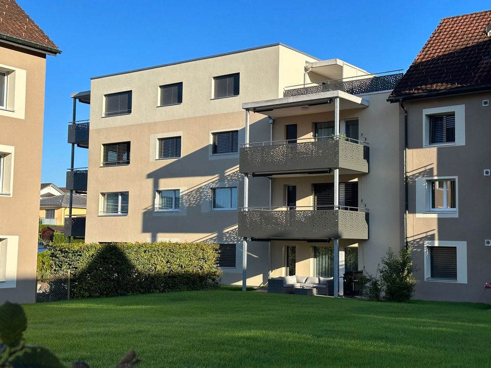 Moderne, helle Dachwohnung - Aussenansicht