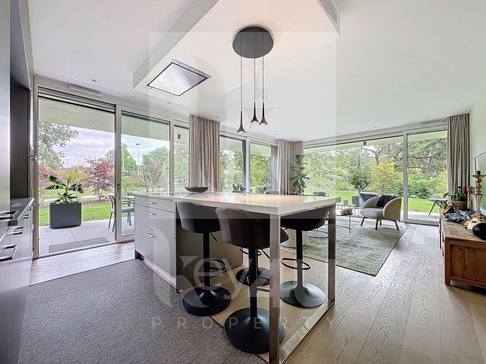 EXCLUSIVITÉ - Spacieux et lumineux appartement de 4 pièces en rez-de-jardin - Bild 4