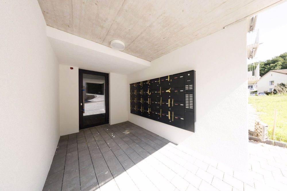 Erstvermietung - Neubau - Hauseingang