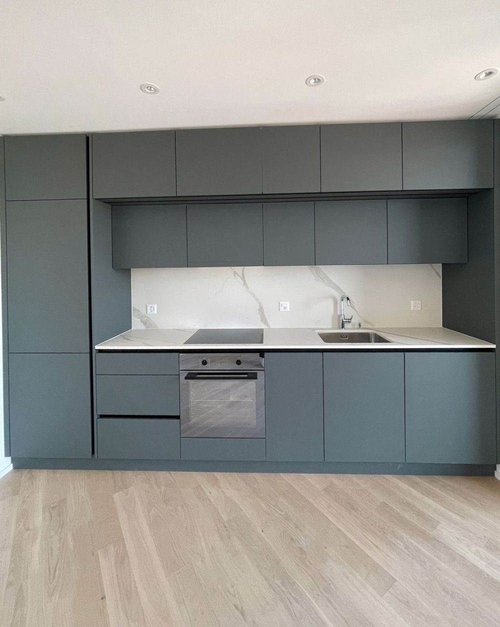 Zentral wohnen in Horgen Moderne 2.5-Zimmerwohnung direkt am Zürichsee - Bild 2