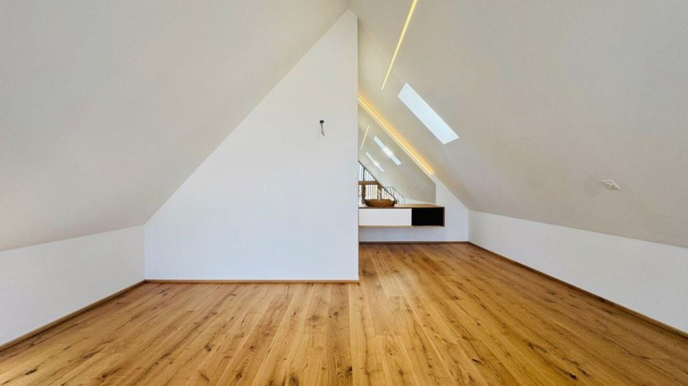 Helle, moderne 3½-Zimmer-Maisonettewohnung mit Wintergarten an idealer Lage in Itingen - Bild 7