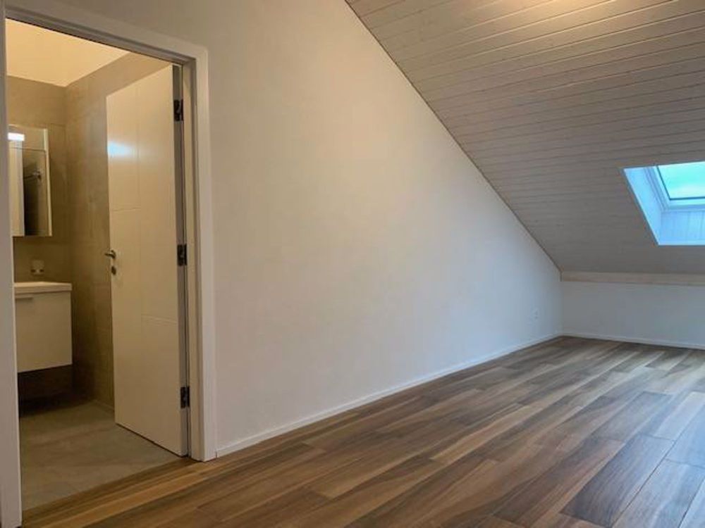 MAGNIFIQUE APPARTEMENT DE 3.5 PIECES LUMINEUX ET SPACIEUX, DANS UN CADRE PRIVILEGIE A MISERY-COURTION - Bild 8