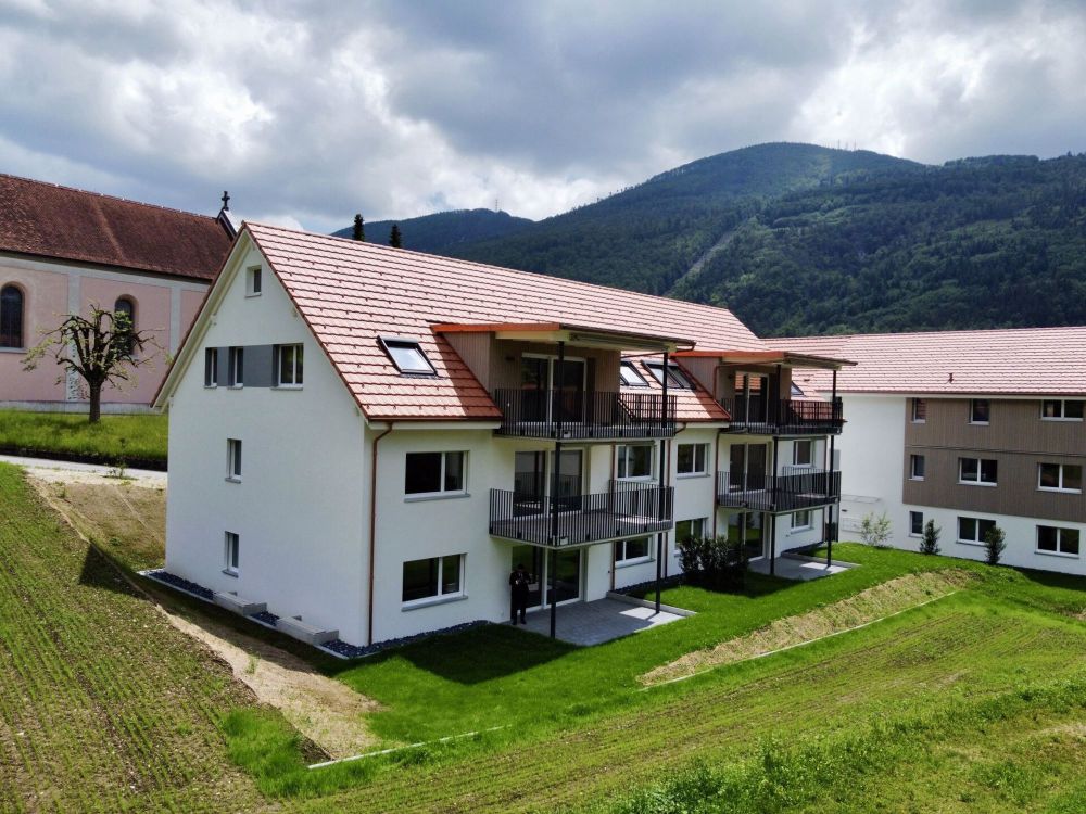 Neubau 4.5 Zimmerwohnung 2.OG B6 mit Bergsicht - Bild 3
