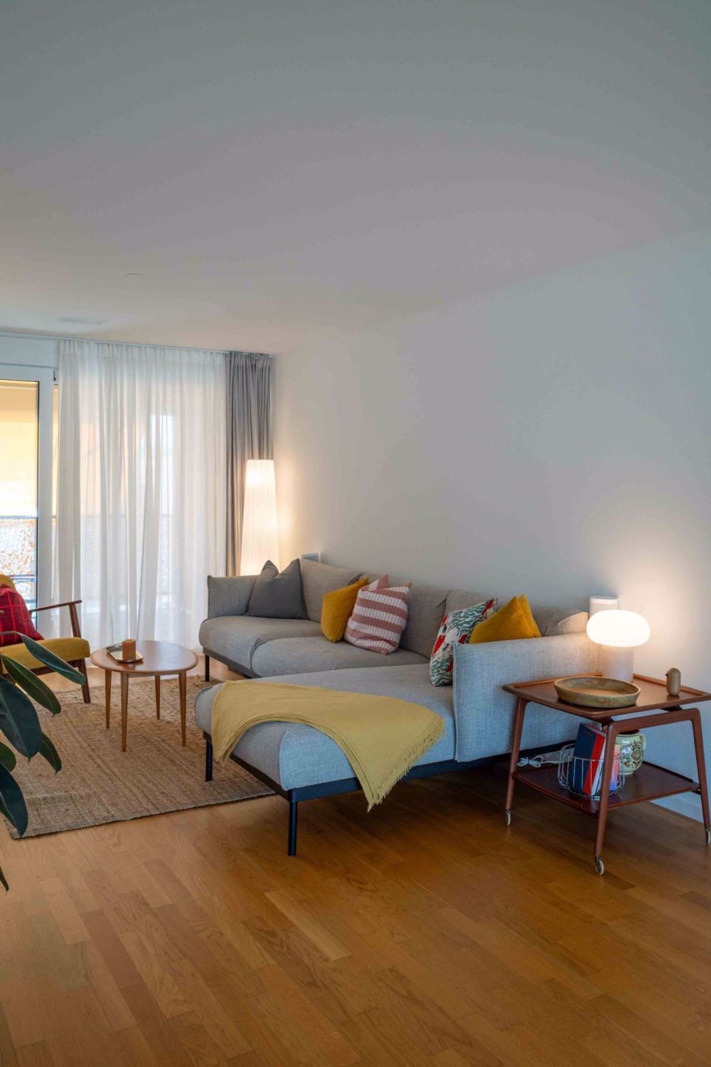 Moderne, helle 3.5-Zimmer-Wohnung in Dornach (12-16 Mt.) - Bild 1